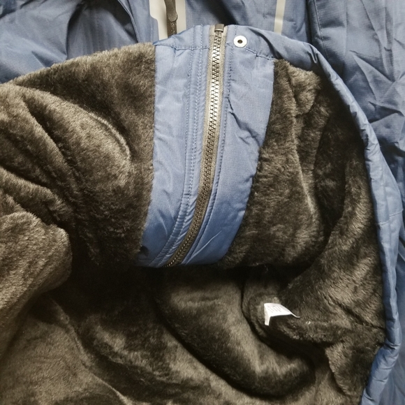 Winter Jacket - Picture 6 of 9